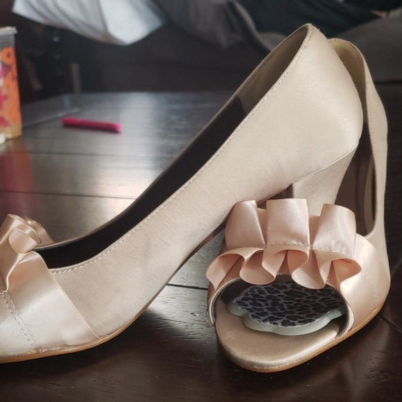 Cream Satin Kitten Heels - Picture 2 of 6